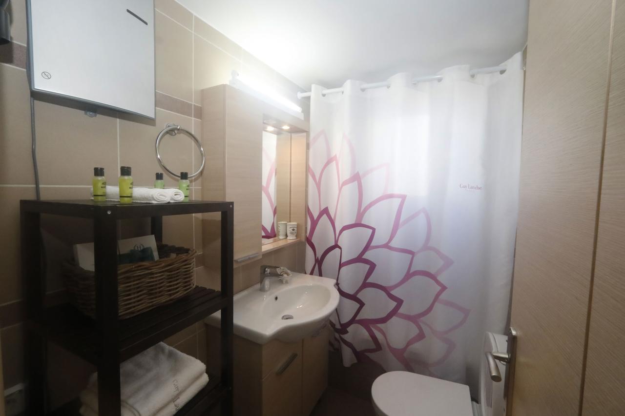 Metaxourghio Boutique Apartment Atenas Exterior foto