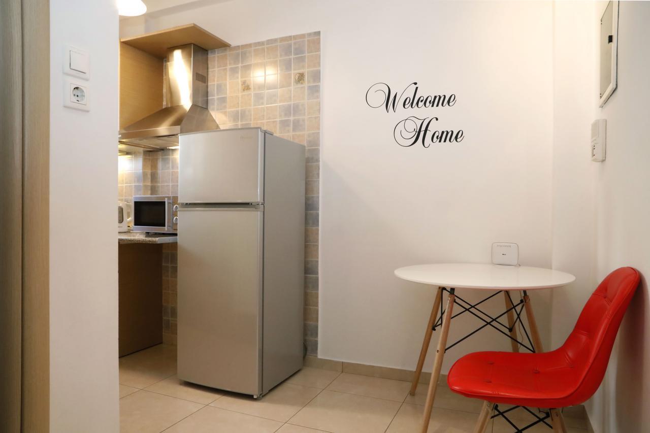 Metaxourghio Boutique Apartment Atenas Exterior foto